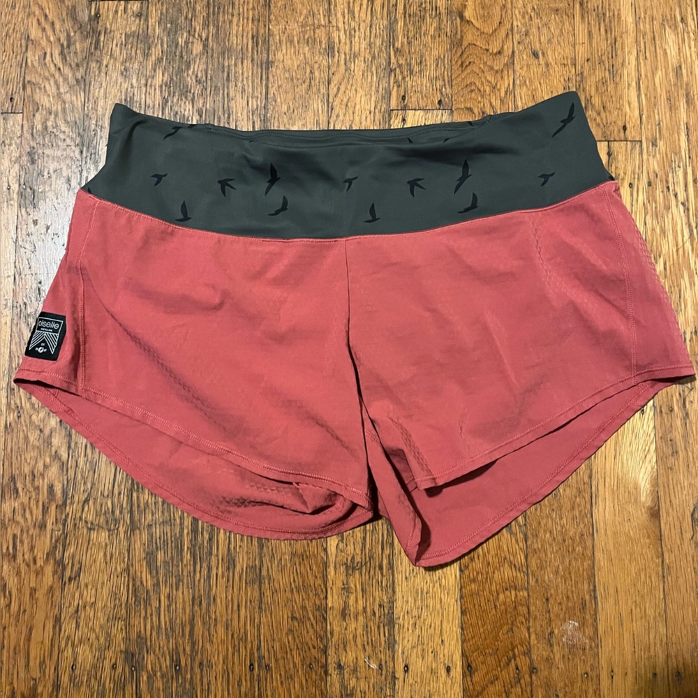 Oiselle roga shorts size 6